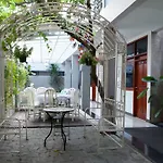 Reddoorz Near Gedung Sate
